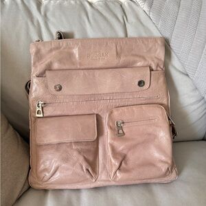 Rudsak Bordeaux Leather Sully Crossbody 12”x13” amazing condition - earthy pink
